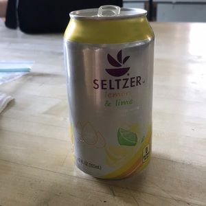 Meet your Posher, Maura